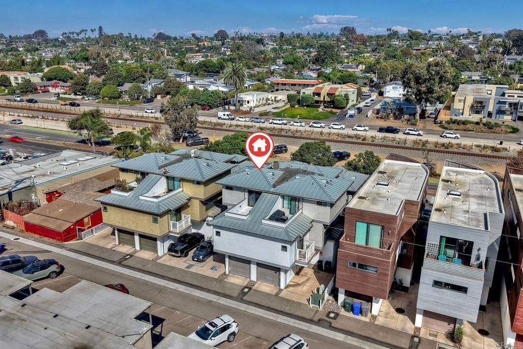 1222 N. Coast Hwy 101, Encinitas, CA 92024 1222 N. Coast Hwy 101, Encinitas, CA 92024