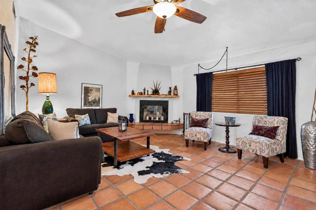 3814 Pecos Drive, Borrego Springs, CA 92004 3814 Pecos Drive, Borrego Springs, CA 92004