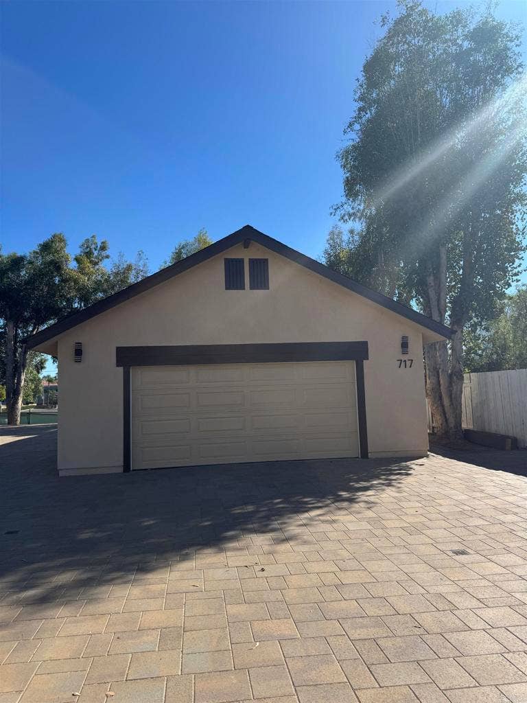 Property photo for 717 Alamo Lane, Escondido, CA