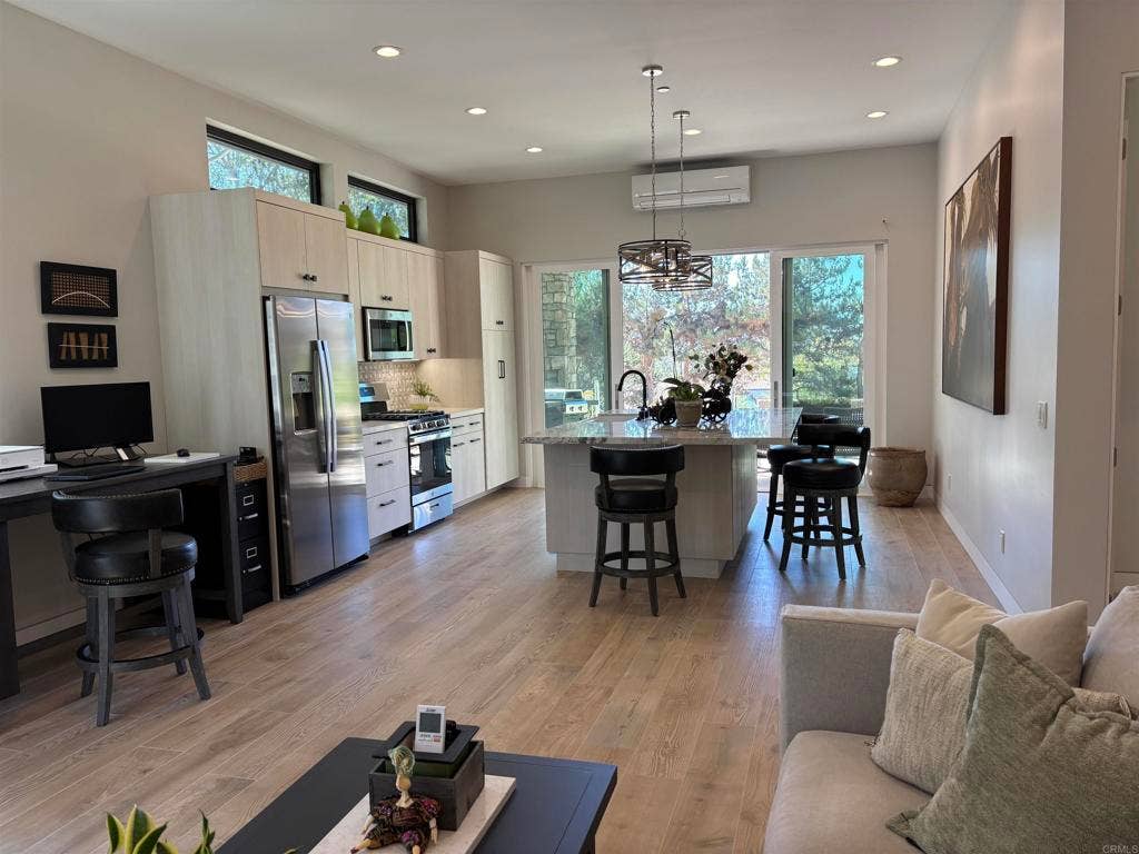 3782 Arroyo Sorrento, San Diego, CA 92130 3782 Arroyo Sorrento, San Diego, CA 92130