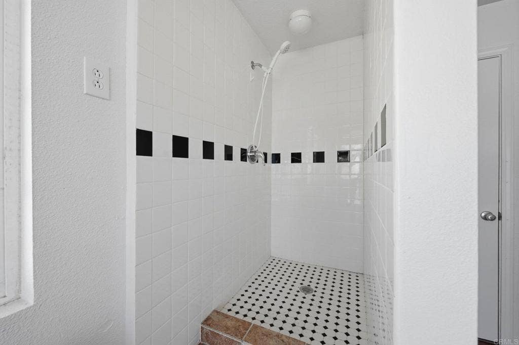 Mira Mesa, CA 92126 Mira Mesa, CA 92126
