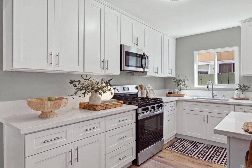 Mira Mesa, CA 92126 Mira Mesa, CA 92126