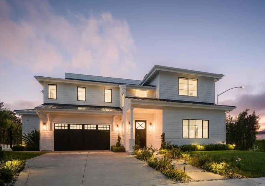 Property photo for 5102 Gordon Ln, San Diego, CA