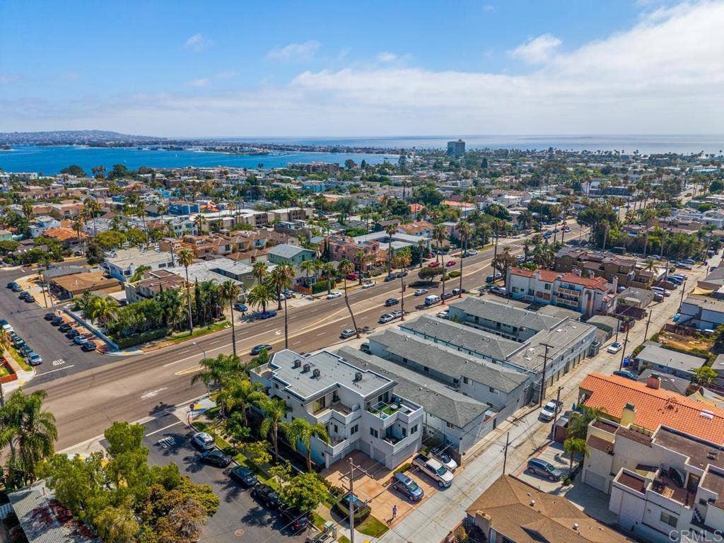 4410 Gresham, San Diego, CA 92109 4410 Gresham, San Diego, CA 92109