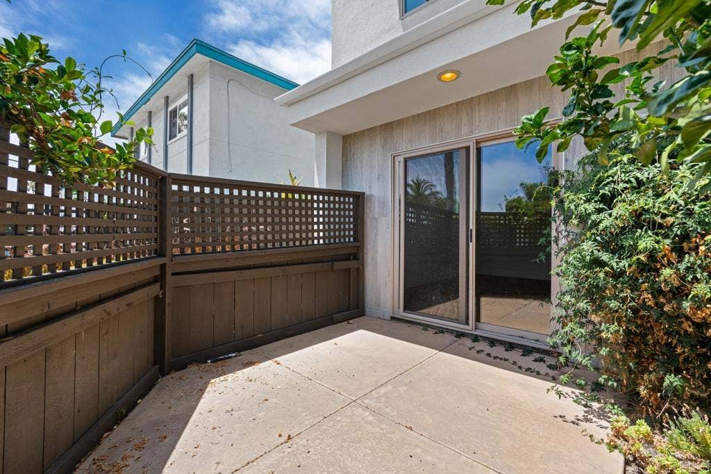 4410 Gresham, San Diego, CA 92109 4410 Gresham, San Diego, CA 92109