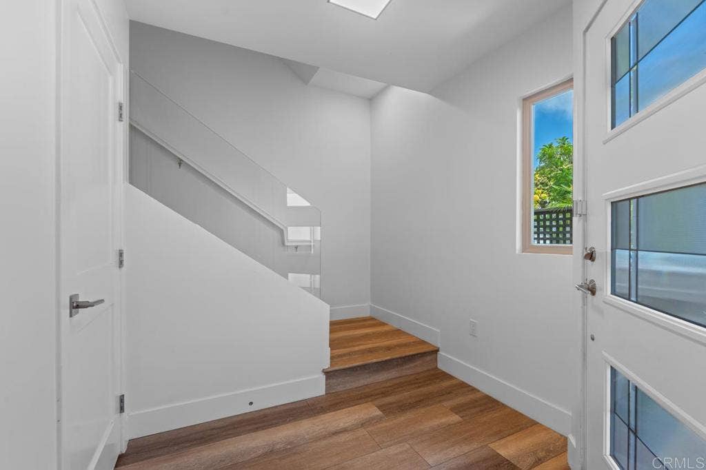 4410 Gresham, San Diego, CA 92109 4410 Gresham, San Diego, CA 92109