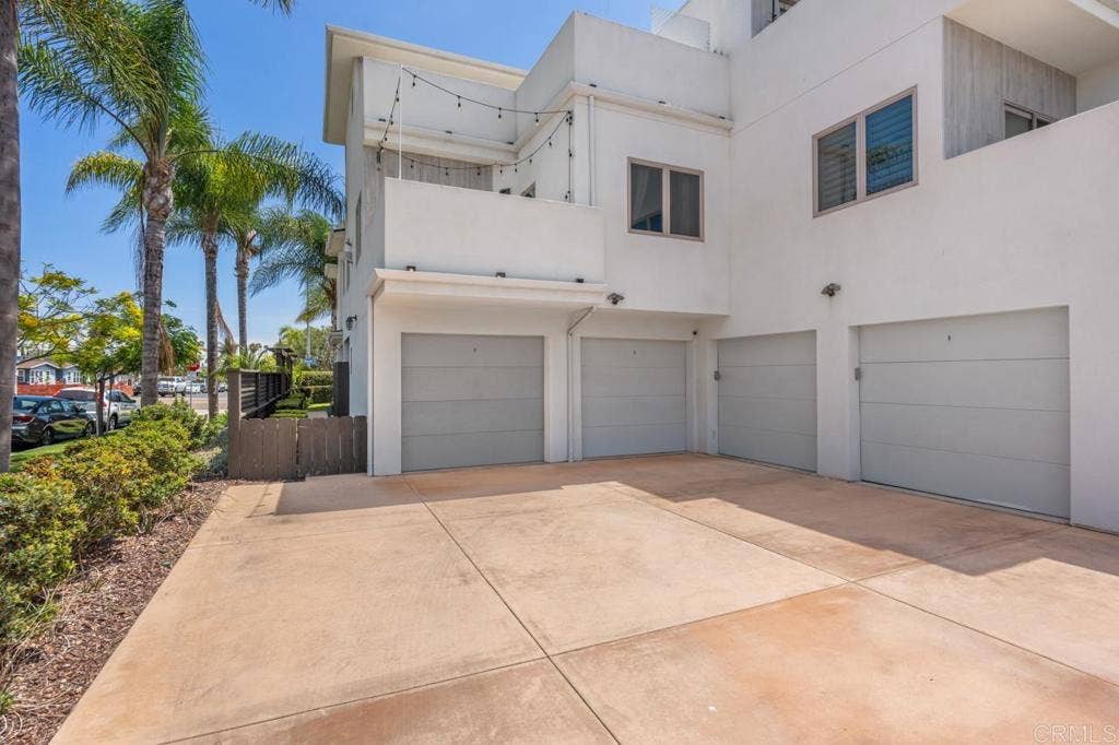 4410 Gresham, San Diego, CA 92109 4410 Gresham, San Diego, CA 92109