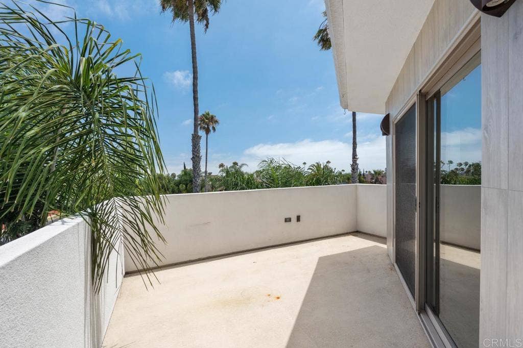 4410 Gresham, San Diego, CA 92109 4410 Gresham, San Diego, CA 92109