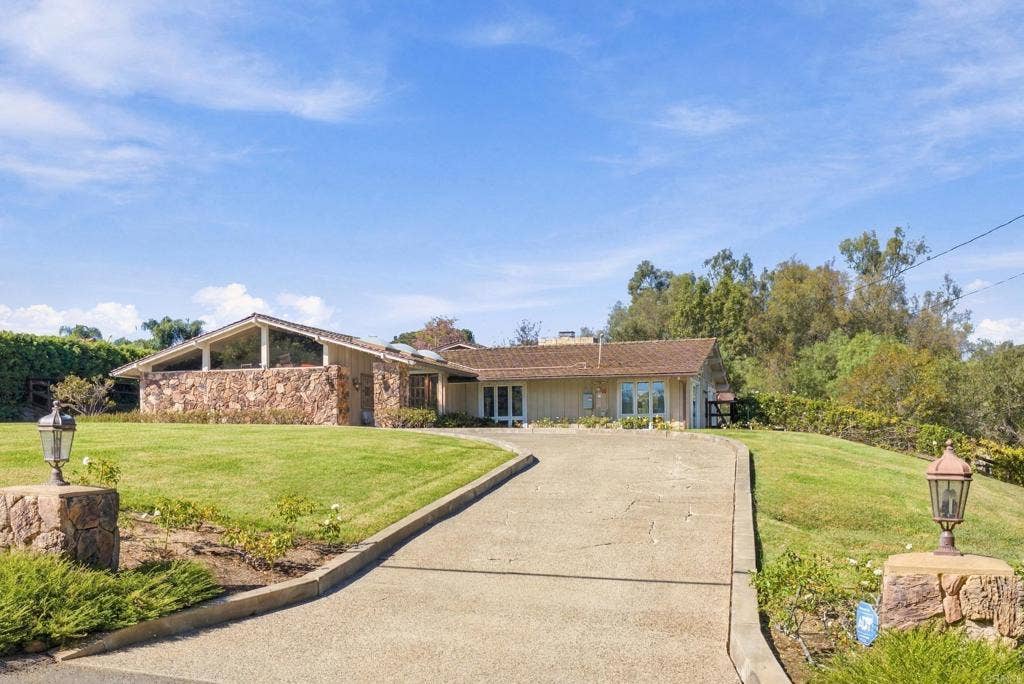 6346 El Sicomoro, Rancho Santa Fe, CA 92067 6346 El Sicomoro, Rancho Santa Fe, CA 92067