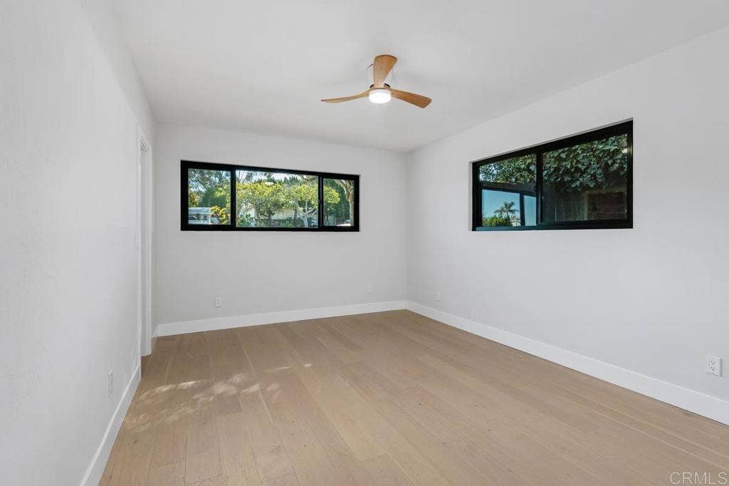 5877 Soledad Mountain Road, La Jolla, CA 92037
