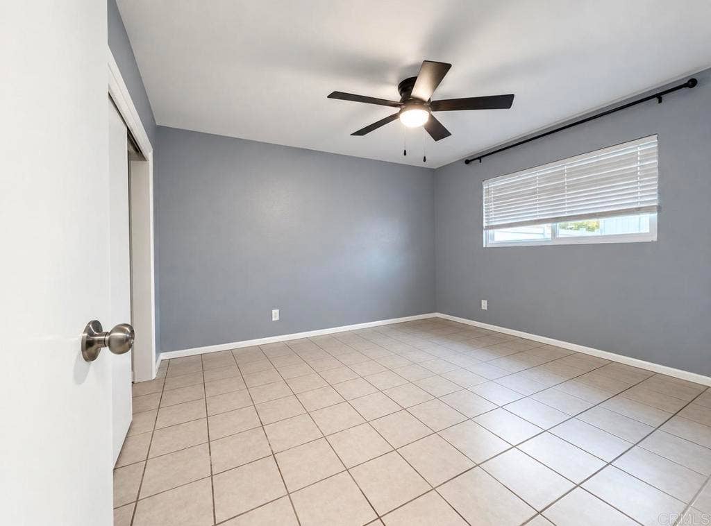 609 Spires Street, Vista, CA 92083 609 Spires Street, Vista, CA 92083