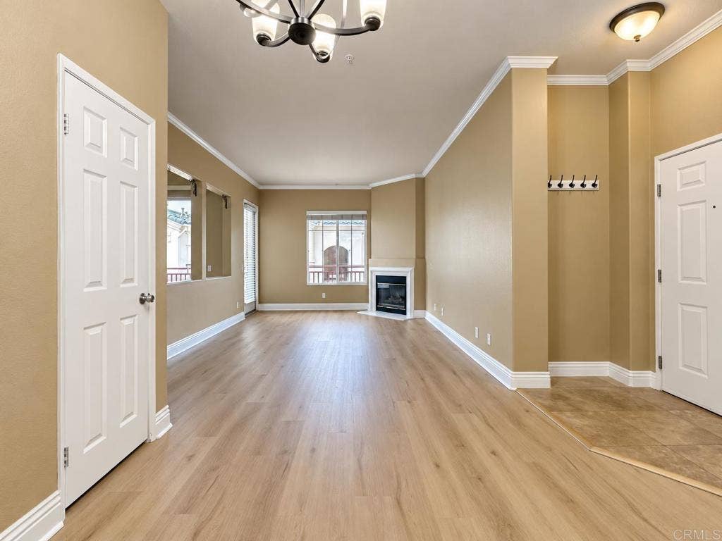 12376 Carmel Country Road, #J302, San Diego, CA 92130 12376 Carmel Country Road, #J302, San Diego, CA 92130