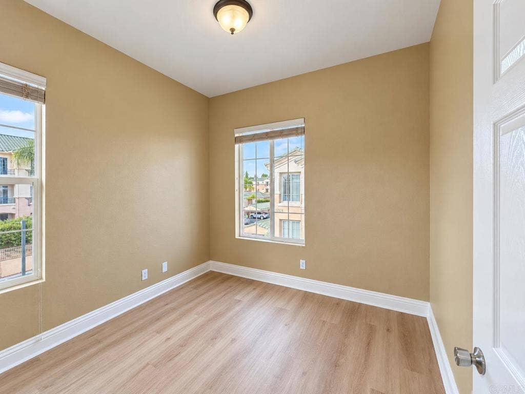 12376 Carmel Country Road, #J302, San Diego, CA 92130 12376 Carmel Country Road, #J302, San Diego, CA 92130
