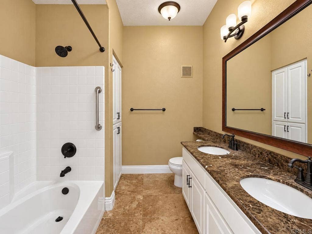 12376 Carmel Country Road, #J302, San Diego, CA 92130 12376 Carmel Country Road, #J302, San Diego, CA 92130