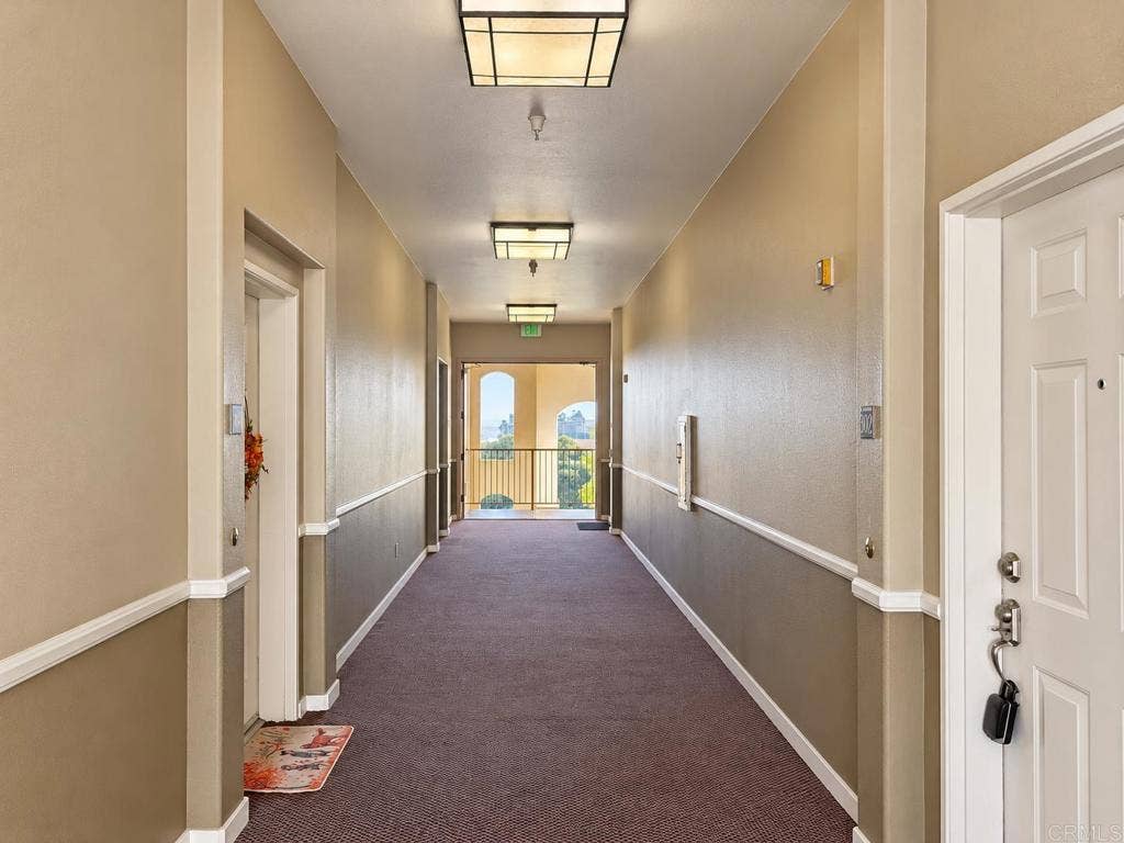 12376 Carmel Country Road, #J302, San Diego, CA 92130 12376 Carmel Country Road, #J302, San Diego, CA 92130