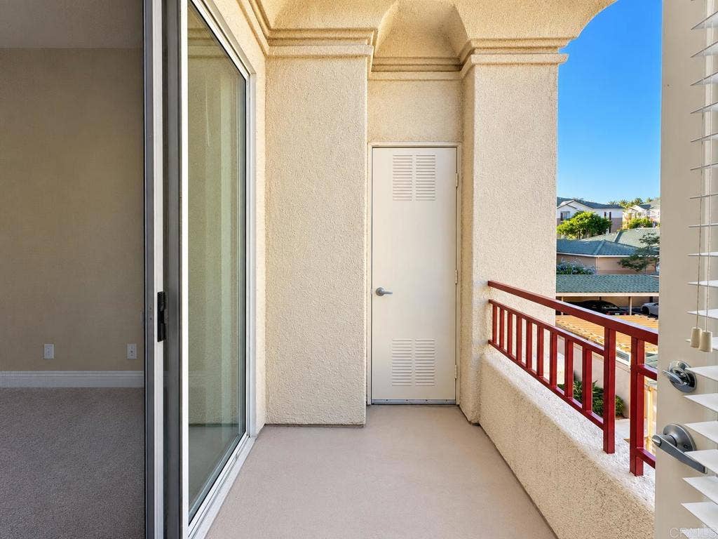 12376 Carmel Country Road, #J302, San Diego, CA 92130 12376 Carmel Country Road, #J302, San Diego, CA 92130