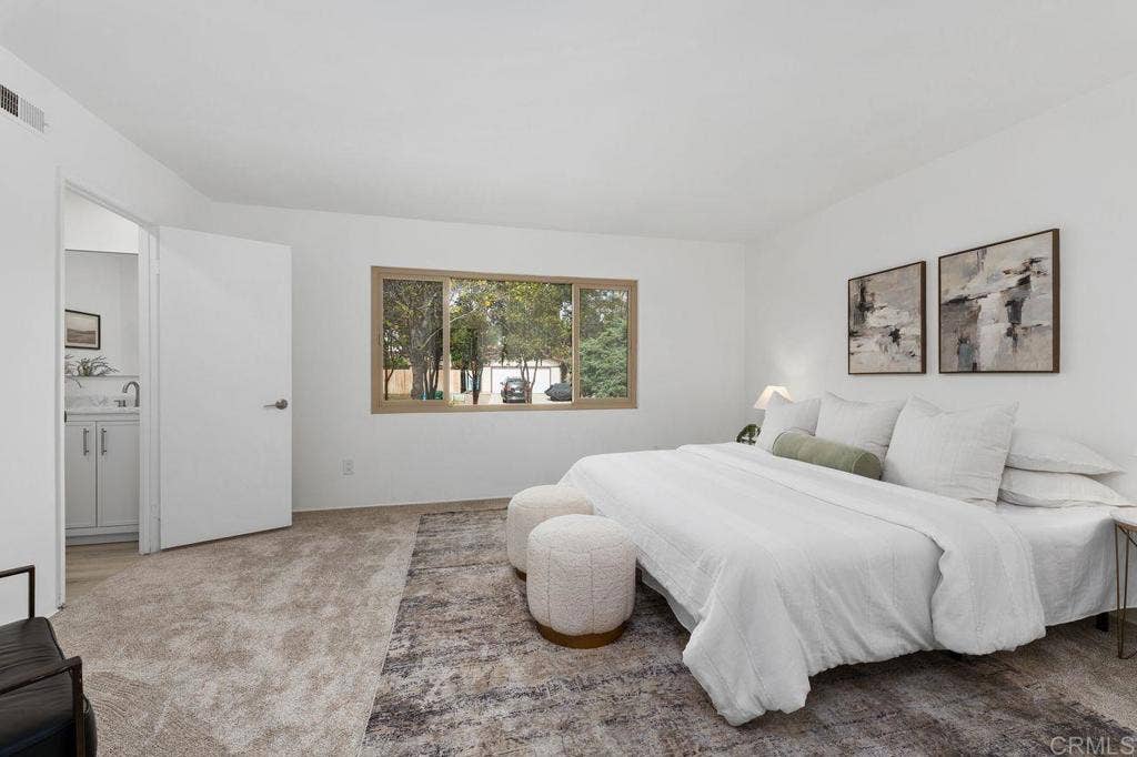 4795 Robbins St, San Diego, CA 92122