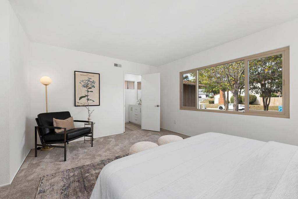 4795 Robbins St, San Diego, CA 92122