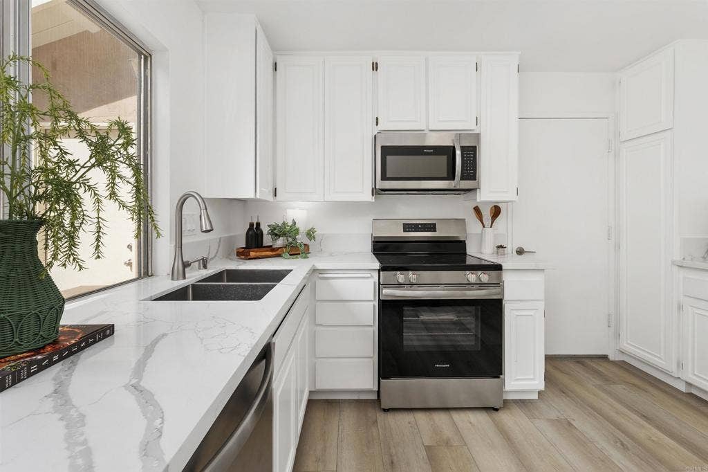4795 Robbins St, San Diego, CA 92122