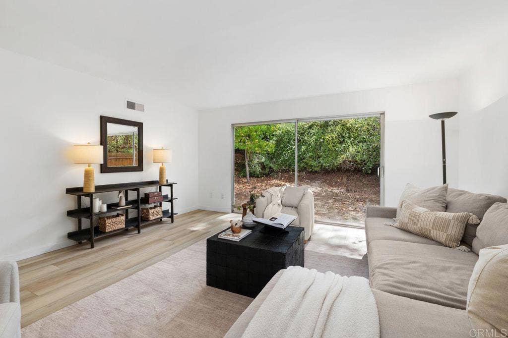 4795 Robbins St, San Diego, CA 92122
