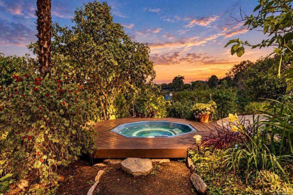 1753 Premier Street, Fallbrook, CA 92028 1753 Premier Street, Fallbrook, CA 92028