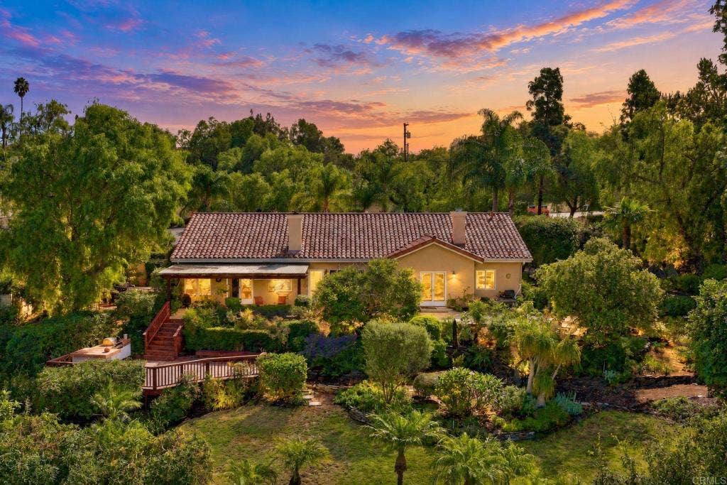 1753 Premier Street, Fallbrook, CA 92028 1753 Premier Street, Fallbrook, CA 92028