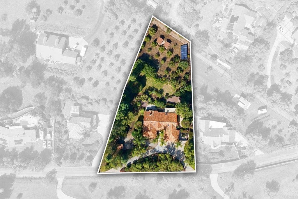 1753 Premier Street, Fallbrook, CA 92028 1753 Premier Street, Fallbrook, CA 92028
