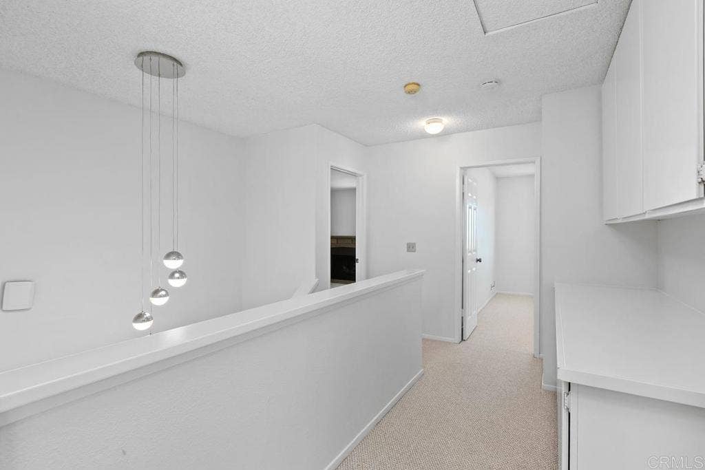 6547 Via Barona, Carlsbad, CA 92009 6547 Via Barona, Carlsbad, CA 92009