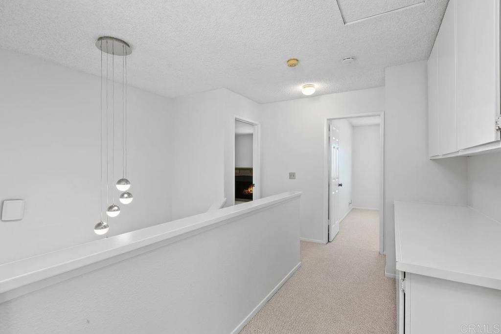 6547 Via Barona, Carlsbad, CA 92009 6547 Via Barona, Carlsbad, CA 92009