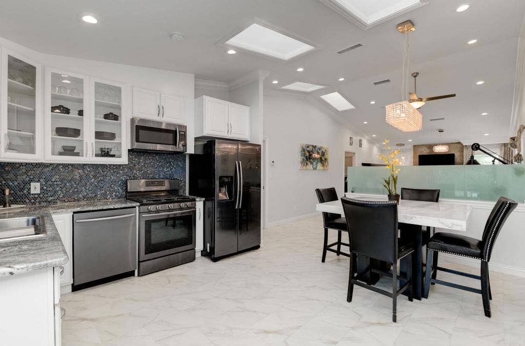 1604 Gustavo Street, El Cajon, CA 92019 1604 Gustavo Street, El Cajon, CA 92019