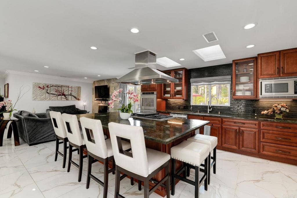 1604 Gustavo Street, El Cajon, CA 92019 1604 Gustavo Street, El Cajon, CA 92019