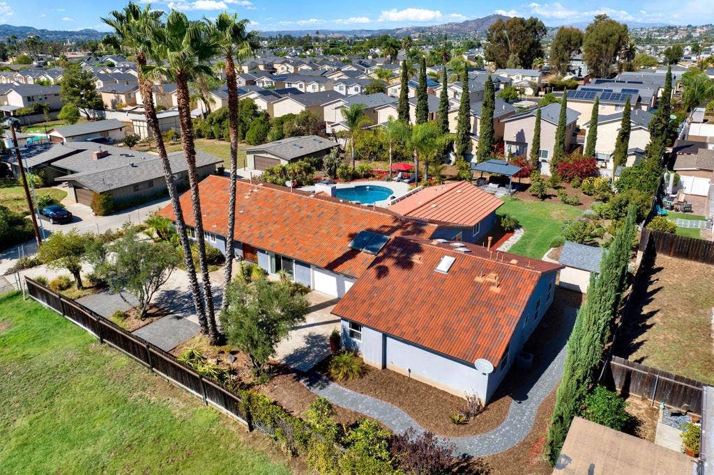 1604 Gustavo Street, El Cajon, CA 92019 1604 Gustavo Street, El Cajon, CA 92019