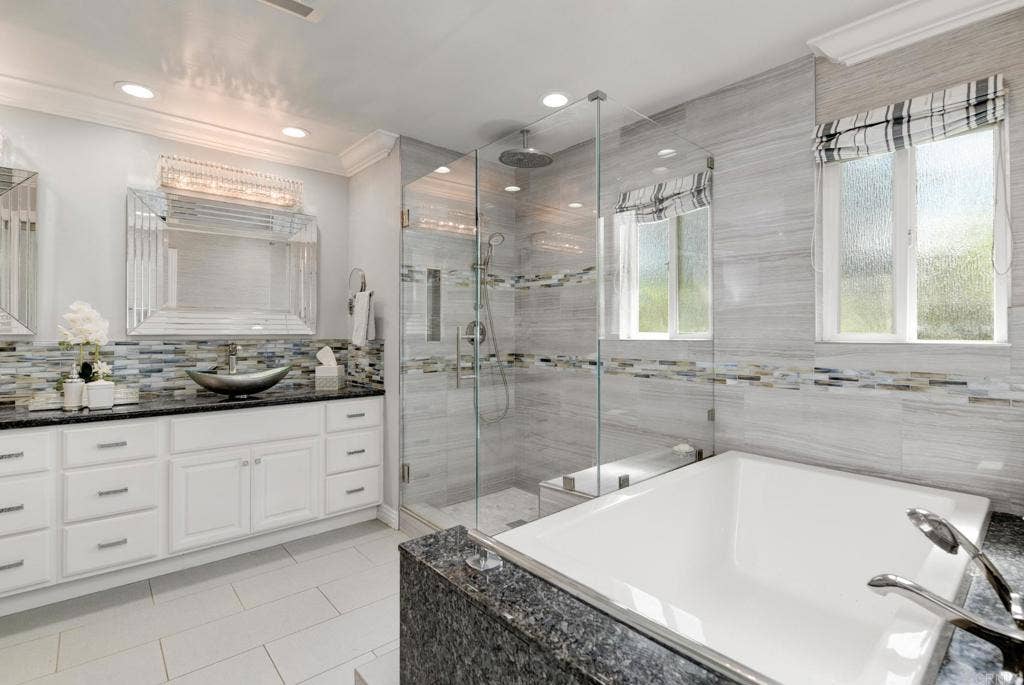 1604 Gustavo Street, El Cajon, CA 92019 1604 Gustavo Street, El Cajon, CA 92019