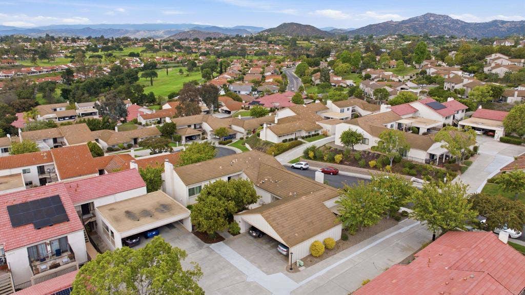 17458 Plaza Animado, #127, San Diego, CA 92128 17458 Plaza Animado, #127, San Diego, CA 92128