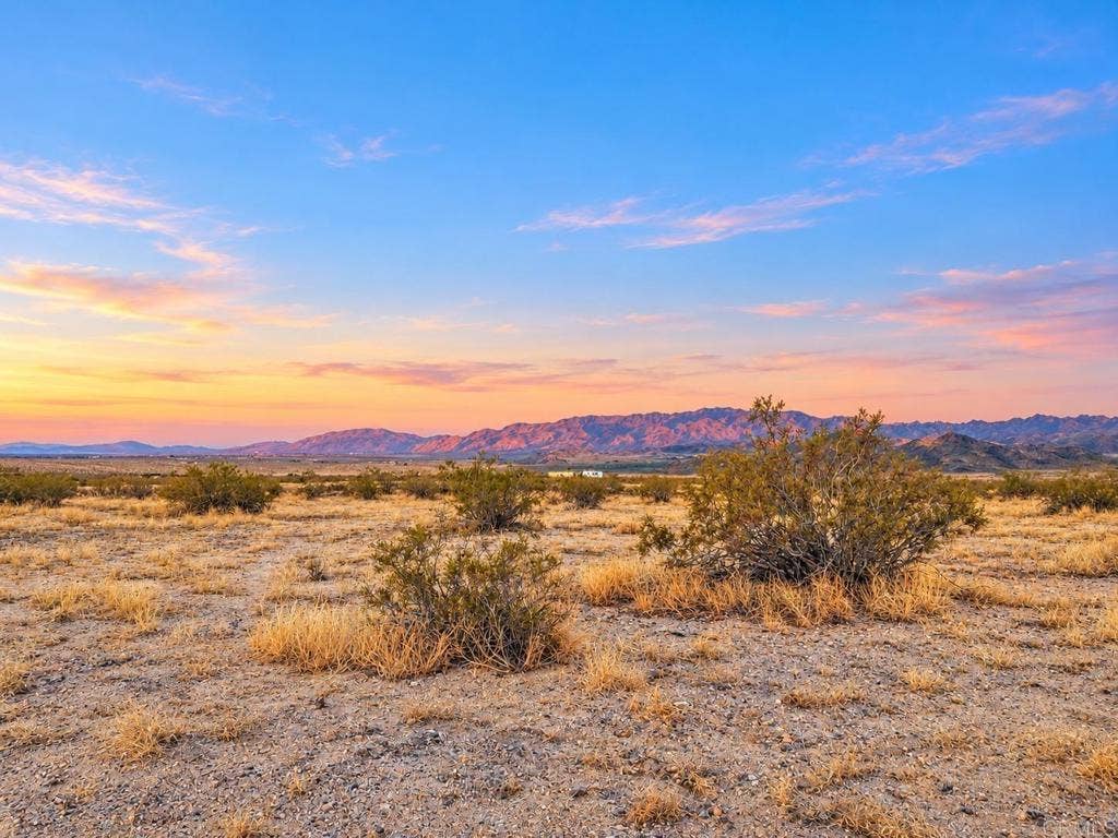 Windsong Ave, Joshua Tree, CA 92252 Windsong Ave, Joshua Tree, CA 92252
