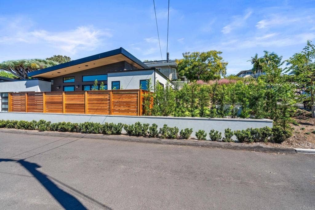 328 12Th Street, Del Mar, CA 92014 328 12Th Street, Del Mar, CA 92014