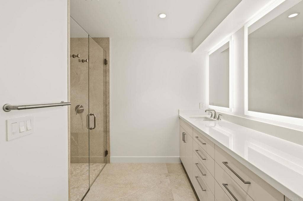 328 12Th Street, Del Mar, CA 92014 328 12Th Street, Del Mar, CA 92014