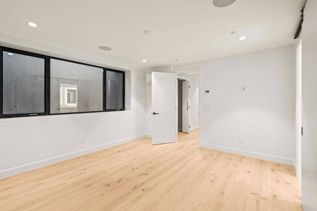 328 12Th Street, Del Mar, CA 92014 328 12Th Street, Del Mar, CA 92014