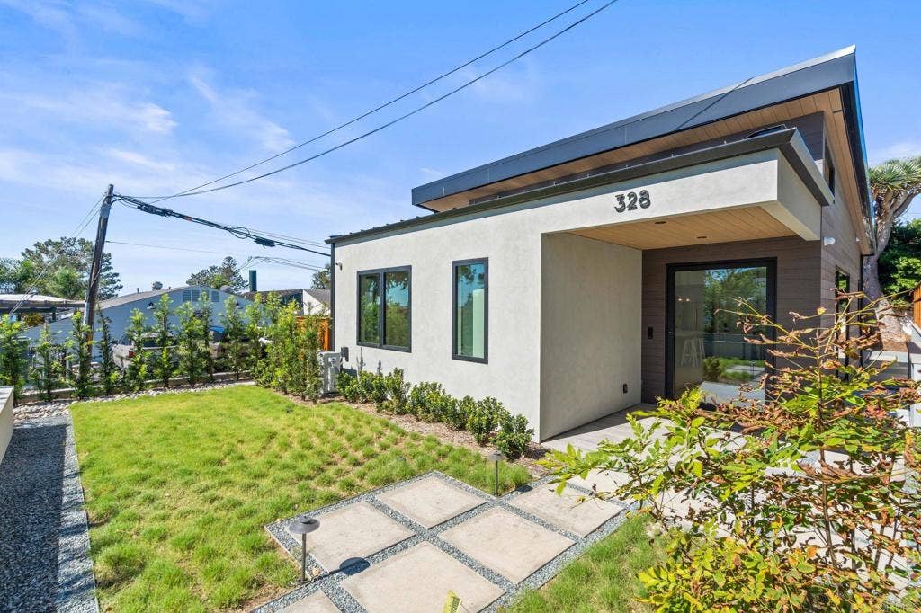 328 12Th Street, Del Mar, CA 92014 328 12Th Street, Del Mar, CA 92014