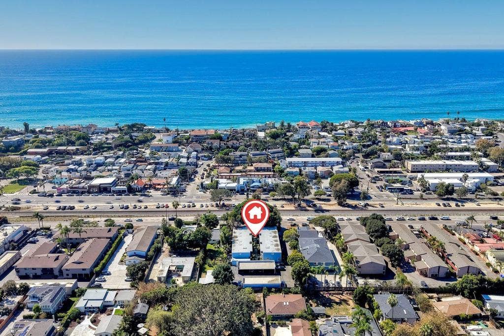 981 N Vulcan Avenue, #4, Encinitas, CA 92024 981 N Vulcan Avenue, #4, Encinitas, CA 92024