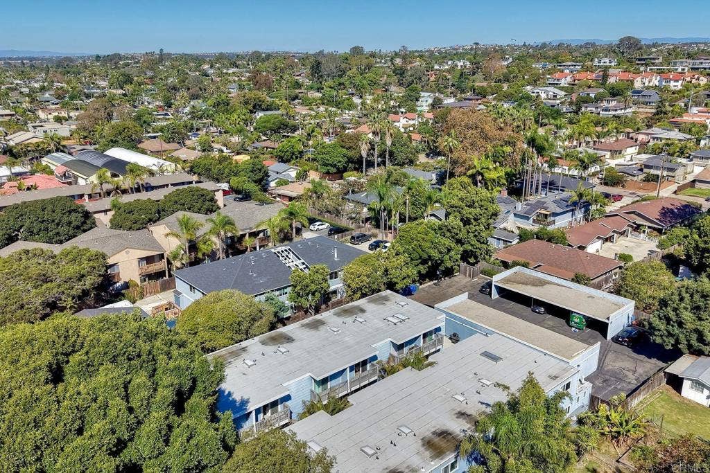 981 N Vulcan Avenue, #4, Encinitas, CA 92024 981 N Vulcan Avenue, #4, Encinitas, CA 92024