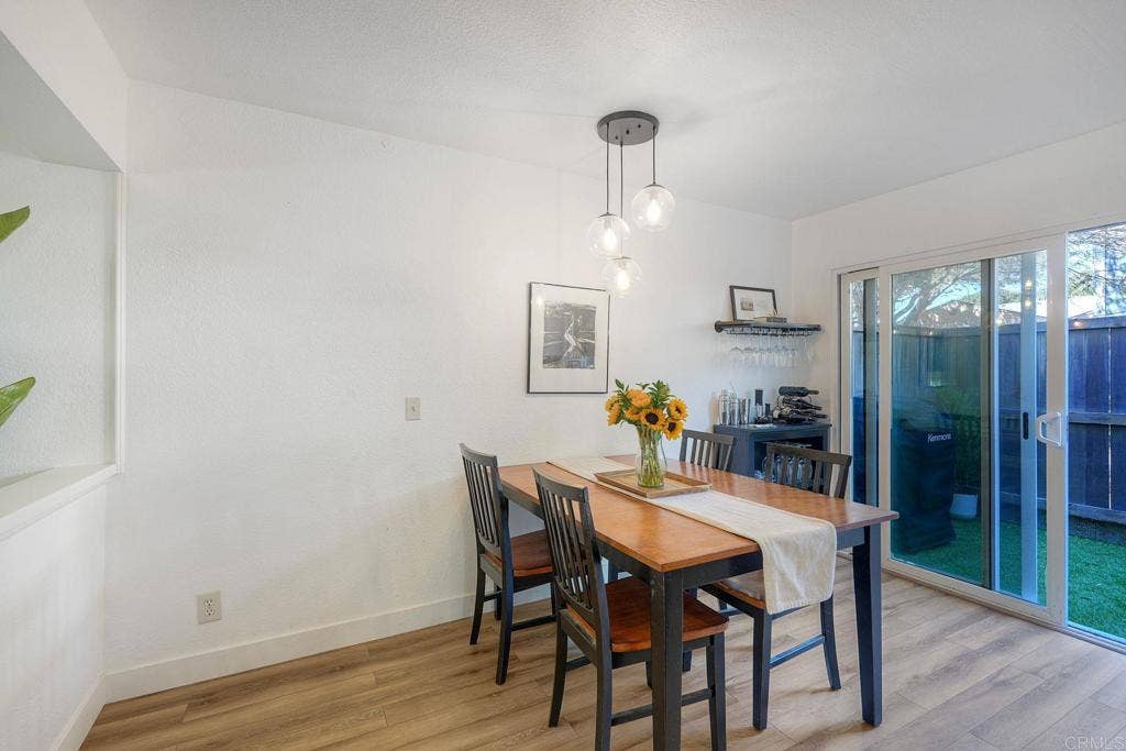 981 N Vulcan Avenue, #4, Encinitas, CA 92024 981 N Vulcan Avenue, #4, Encinitas, CA 92024