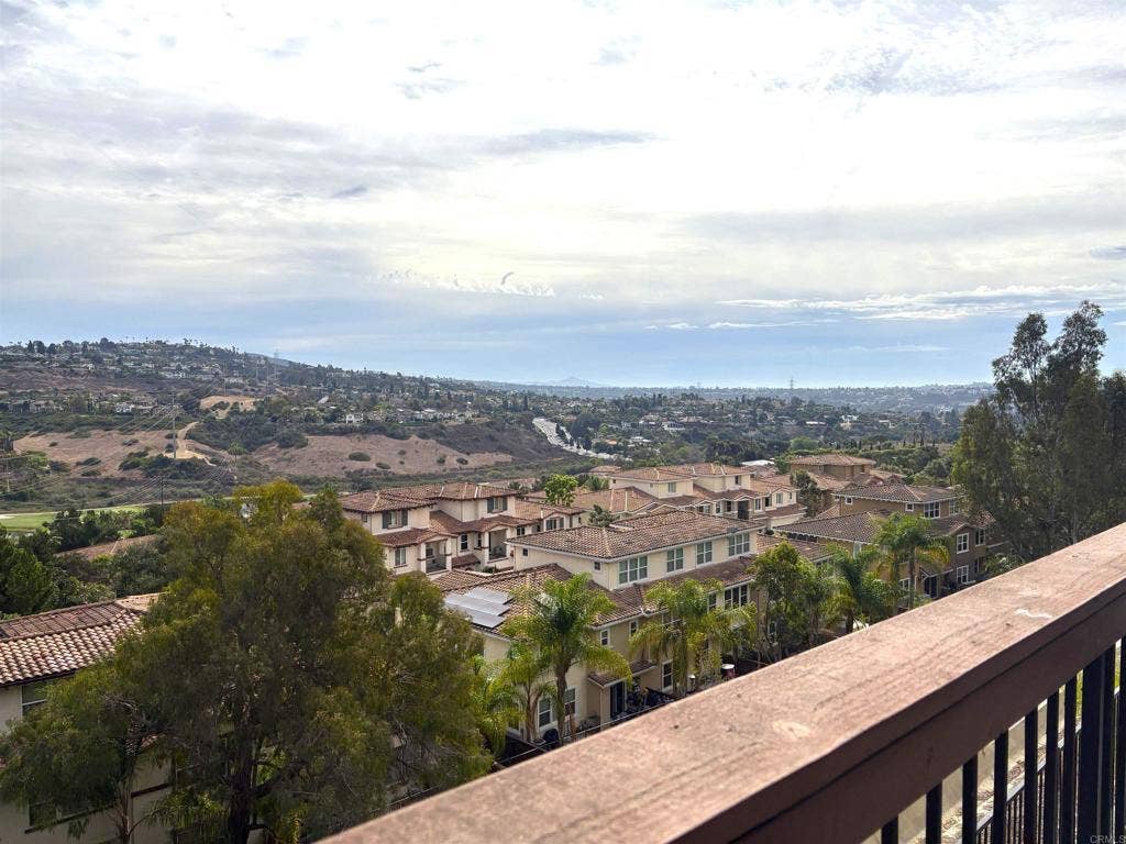 6924 Sandpiper Place, Carlsbad, CA 92009 6924 Sandpiper Place, Carlsbad, CA 92009