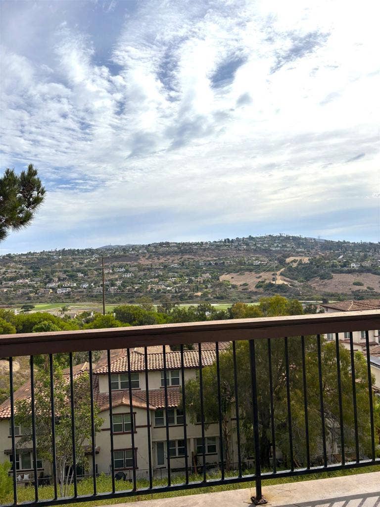6924 Sandpiper Place, Carlsbad, CA 92009 6924 Sandpiper Place, Carlsbad, CA 92009