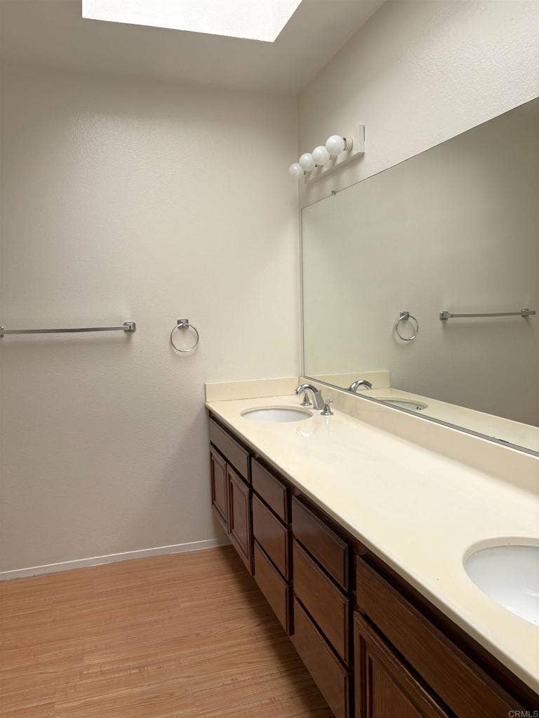 6924 Sandpiper Place, Carlsbad, CA 92009 6924 Sandpiper Place, Carlsbad, CA 92009