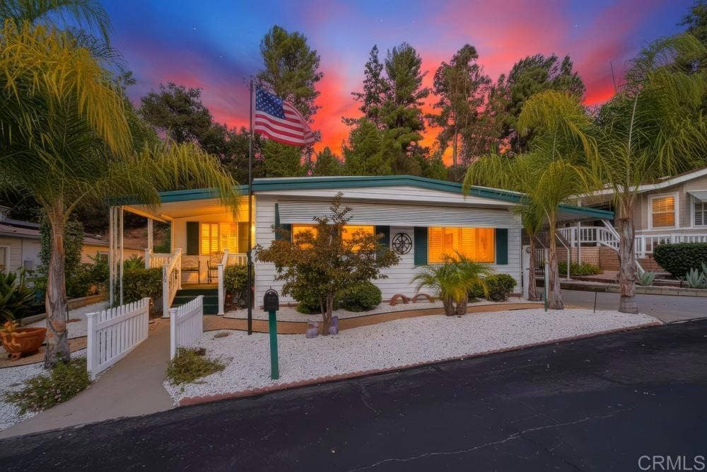 8975 Lawrence Welk Drive, #SPC 120, Escondido, CA 92026 8975 Lawrence Welk Drive, #SPC 120, Escondido, CA 92026