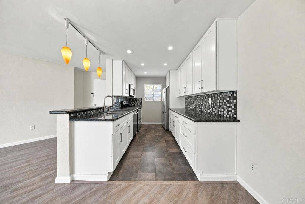9709 Mesa Springs Way, #211, San Diego, CA 92126 9709 Mesa Springs Way, #211, San Diego, CA 92126