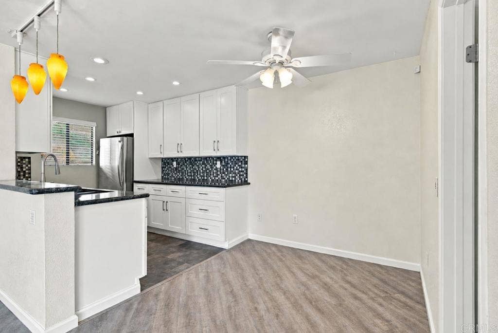 9709 Mesa Springs Way, #211, San Diego, CA 92126 9709 Mesa Springs Way, #211, San Diego, CA 92126