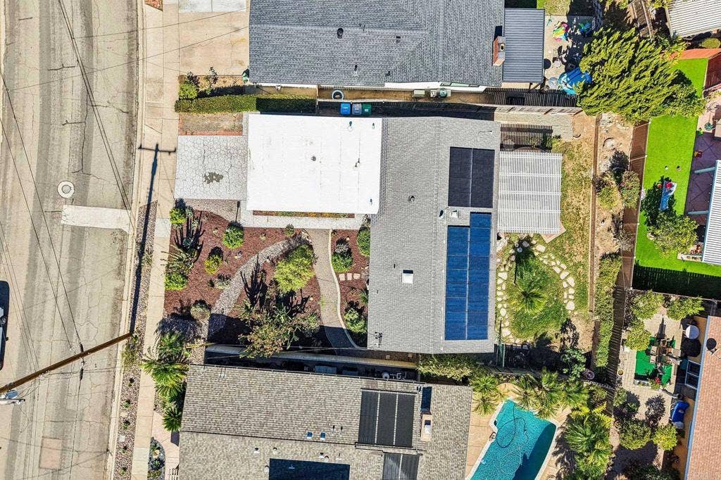 4121 Mount Hukee, San Diego, CA 92117 4121 Mount Hukee, San Diego, CA 92117