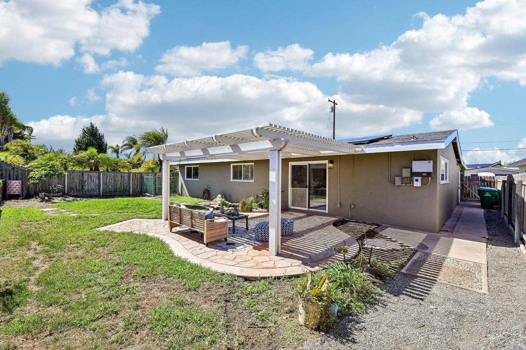 4121 Mount Hukee, San Diego, CA 92117 4121 Mount Hukee, San Diego, CA 92117
